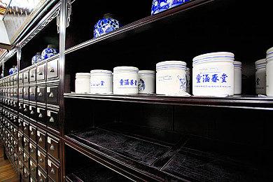 《银河战士：生存恐惧》新增高难选项女主被碰即死